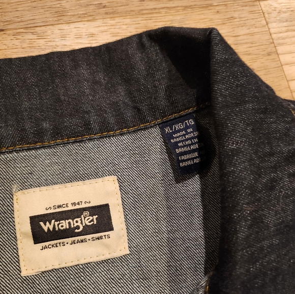 Wrangler Jean Jacket - Picture 2 of 3